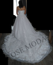 Load image into Gallery viewer, bride-4.jpg