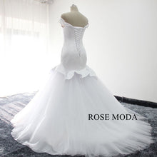 Load image into Gallery viewer, rosemoda-Africa-mermaid-wedding-dress-e.jpg