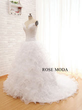 Load image into Gallery viewer, rosemoda-ball-gown-weddingdress-b-side