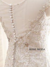 Load image into Gallery viewer, rosemoda-embroidery-mermaid-weddingdress-m.jpg