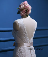 Load image into Gallery viewer, rosemoda-ivory-over-champagne-lace-mermaid-wedding-dress-h.jpg