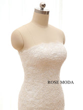 Load image into Gallery viewer, rosemoda-lace-trumpet-wedding-dress-f.jpg
