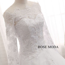Load image into Gallery viewer, rosemoda-off-the-shoudler-chantilly-lace-ball-gown-wedding-dress-f.jpg