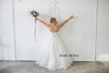 Load image into Gallery viewer, rosemoda-organza-a-line-wedding-dress-e_3e386e16-2439-4e14-bba6-e6c5767c96e7.jpg