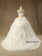 Load image into Gallery viewer, rosemoda-ruffled-organza-ball-gown-wedding-dress-c_191b2aa0-3389-47a2-8e7f-30817368c3c5.jpg