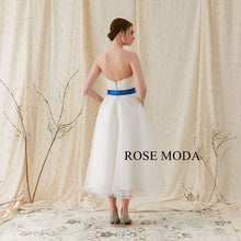 Load image into Gallery viewer, rosemoda-short-weddingdress-f-back
