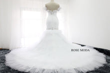 Load image into Gallery viewer, rosemoda-tiered-tufted-mermaid-wedding-dress-e.jpg