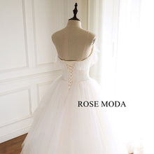 Load image into Gallery viewer, rosemoda-vintage-pincess-wedding-dress-f.jpg
