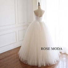 Load image into Gallery viewer, rosemoda-vintage-princess-ball-wedding-gown-b.jpg