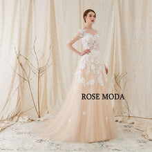 Load image into Gallery viewer, rosemoda weddingdress side picture