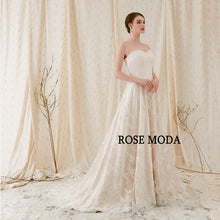 Load image into Gallery viewer, rosemoda weddingdress side
