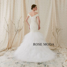 Load image into Gallery viewer, Rosemoda-mermaid-weddingdress-f-back.jpg
