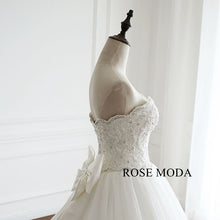 Load image into Gallery viewer, rosemoda-Vintage-lace-ball-gown-wedding-dress-e.jpg
