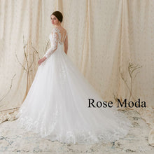 Load image into Gallery viewer, rosemoda-a-line-lace-weddingdress-e-backside
