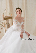 Load image into Gallery viewer, rosemoda-a-line-lace-weddingdress-h-detail
