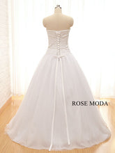 Load image into Gallery viewer, rosemoda-a-line-weddingdress-Edna-d.jpg
