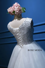 Load image into Gallery viewer, rosemoda-beading-ball-gown-weddingdress-l.jpg
