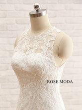 Load image into Gallery viewer, rosemoda-cut-out-back-lace-mermaid-weddingdress-h.jpg
