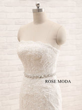 Load image into Gallery viewer, rosemoda-lace-mermaid-bridal-gown-h.jpg
