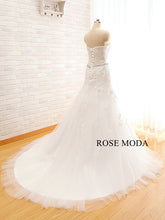 Load image into Gallery viewer, rosemoda-lace-trumpet-weddingdress-e.jpg
