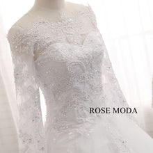 Load image into Gallery viewer, rosemoda-off-the-shoudler-chantilly-lace-ball-gown-wedding-dress-f.jpg
