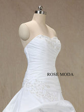 Load image into Gallery viewer, rosemoda-ruched-taffeta-ball-gown-wedding-dress-e.jpg
