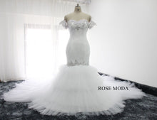 Load image into Gallery viewer, rosemoda-tiered-tufted-mermaid-wedding-dress-c.jpg
