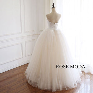 rosemoda-vintage-princess-ball-wedding-gown-b.jpg
