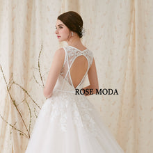 Load image into Gallery viewer, rosemoda weddingdress details
