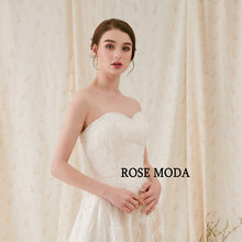 Load image into Gallery viewer, rosemoda weddingdress details
